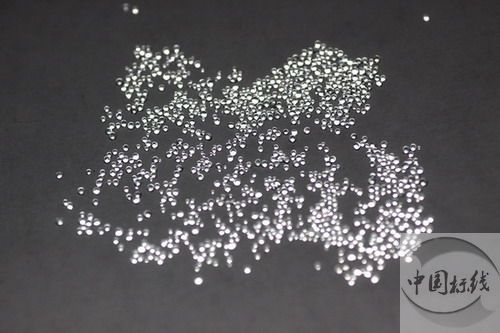 东明金属表面处理厂喷砂玻璃微珠清理